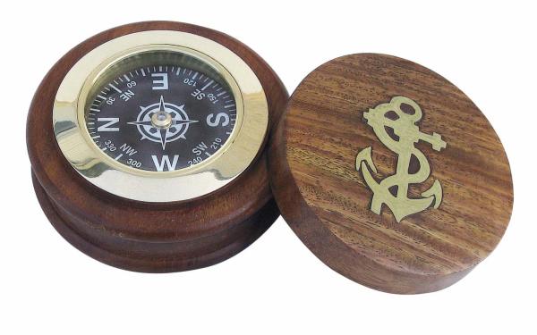 Kompas průměr 7,5 cm v dřevěné krabičce